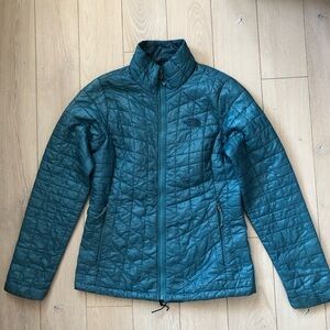 The North Face Women’s Puffer Jacket in Light Blue Size S